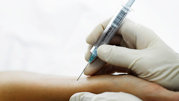 自動吸引タイプの動脈血液ガスシリンジ(血ガスキット) safePICO